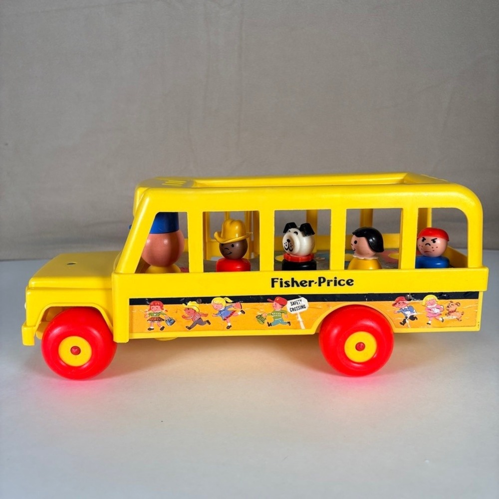 Vintage 1988‎ Fisher-Price Little People School Bus 192 4 Figures
